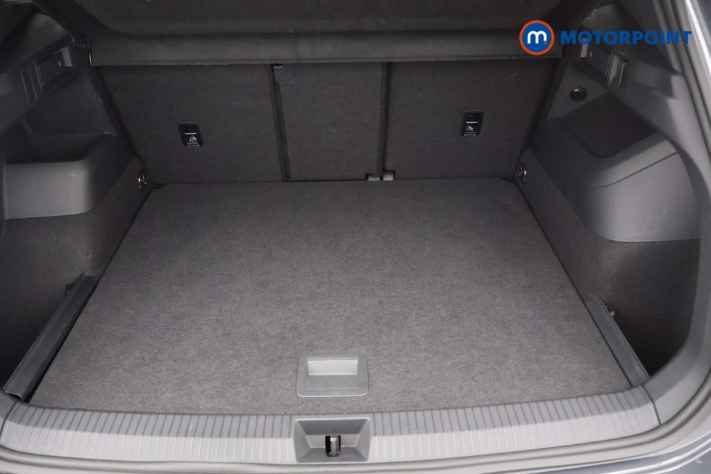 Volkswagen Tiguan R-Line Automatic Diesel SUV - Stock Number (1561936) - 12th supplementary image