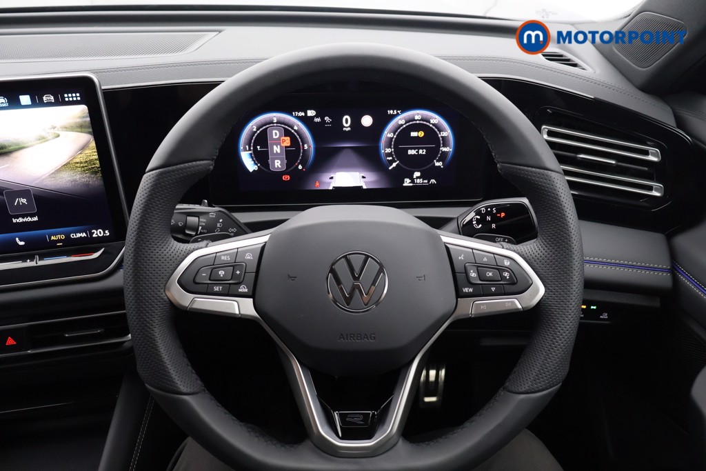 Volkswagen Tiguan R-Line Automatic Diesel SUV - Stock Number (1561936) - 1st supplementary image