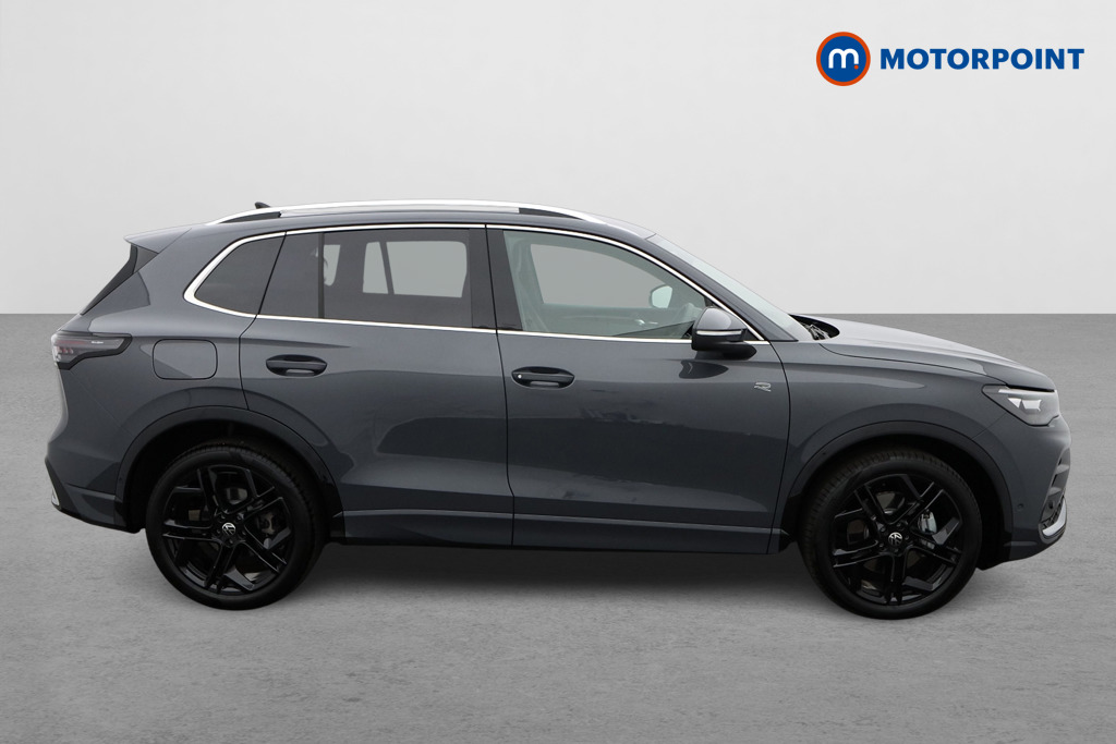 Volkswagen Tiguan R-Line Automatic Diesel SUV - Stock Number (1561936) - Drivers side