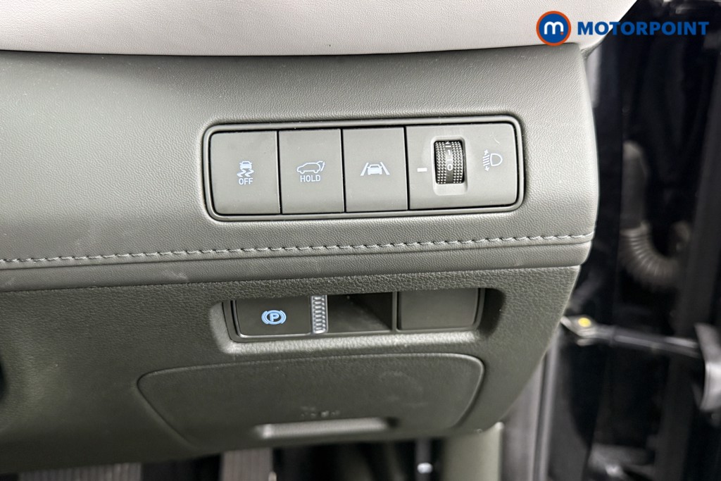 Hyundai Santa Fe Ultimate Automatic Petrol-Electric Hybrid SUV - Stock Number (1562206) - 16th supplementary image