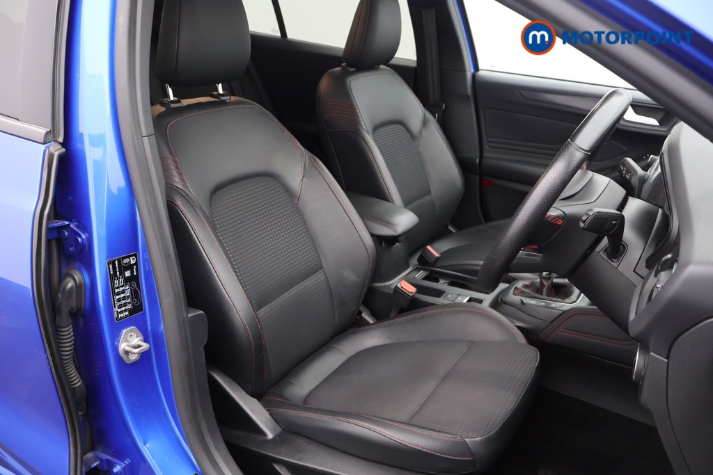 Ford Focus St-Line X Manual Petrol Hatchback - Stock Number (1562398) - 9th supplementary image