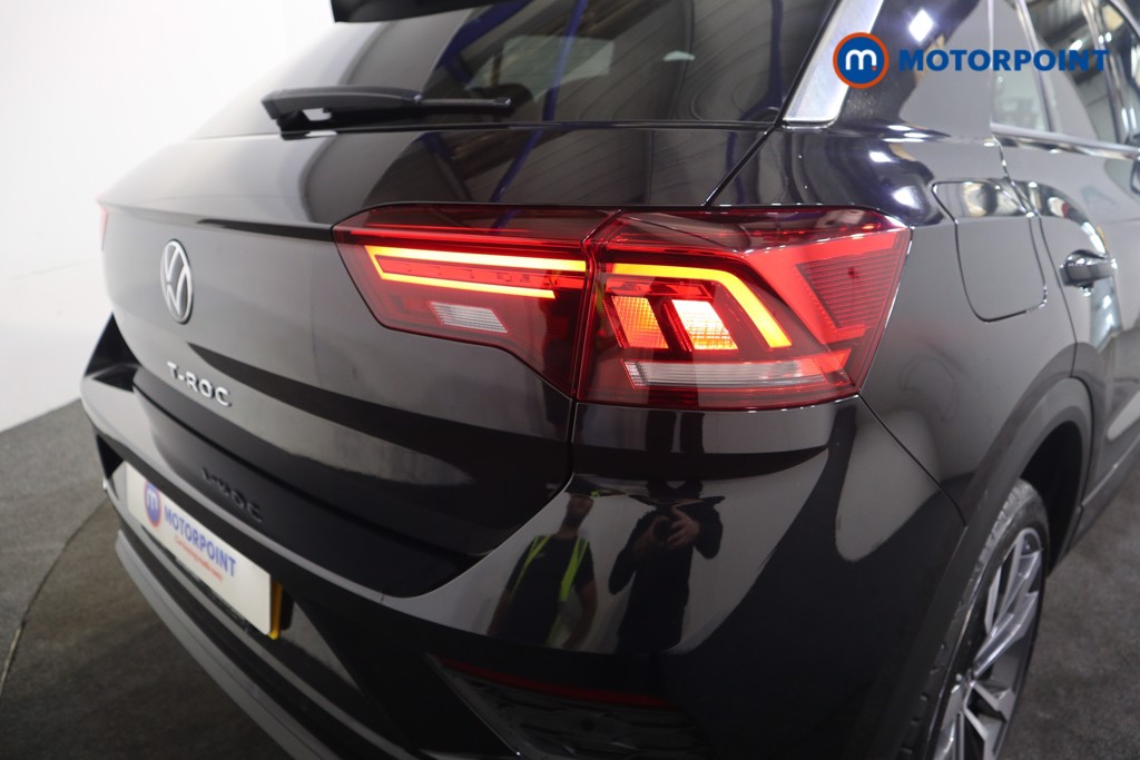 Volkswagen T-Roc R-Line Automatic Petrol SUV - Stock Number (1562765) - 23rd supplementary image