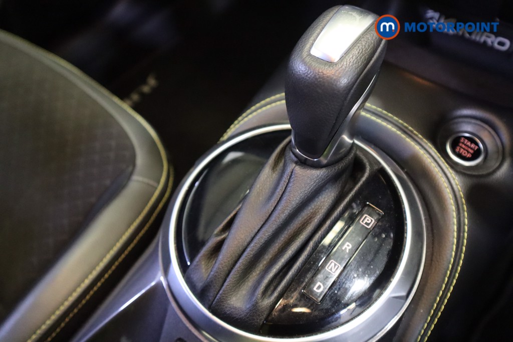 Nissan Juke Kiiro Automatic Petrol SUV - Stock Number (1562769) - 5th supplementary image