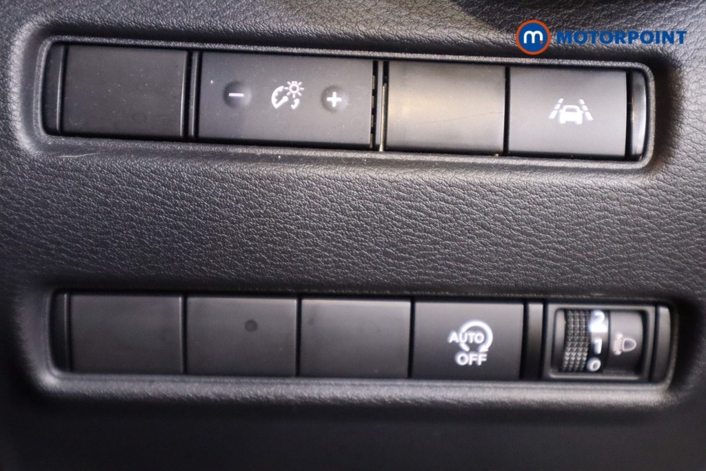 Nissan Juke Kiiro Automatic Petrol SUV - Stock Number (1562769) - 14th supplementary image