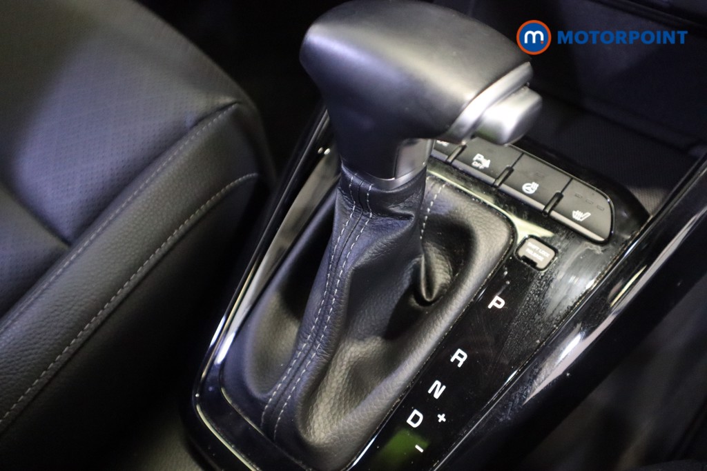 KIA RIO 3 Automatic Petrol Hatchback - Stock Number (1562779) - 5th supplementary image