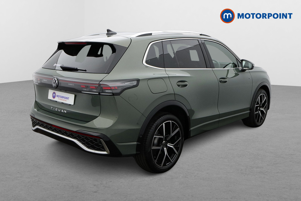 Volkswagen Tiguan R-Line Automatic Diesel SUV - Stock Number (1562797) - Drivers side rear corner