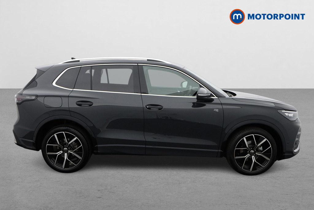 Volkswagen Tiguan R-Line Automatic Petrol SUV - Stock Number (1562801) - Drivers side