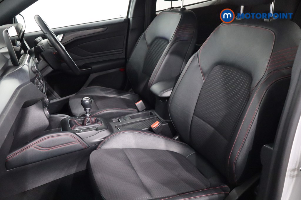 Ford Focus St-Line X Manual Petrol Hatchback - Stock Number (1562839) - 4th supplementary image