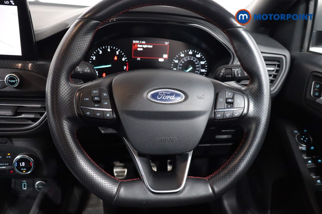 Ford Focus St-Line X Manual Petrol Hatchback - Stock Number (1562839) - 6th supplementary image