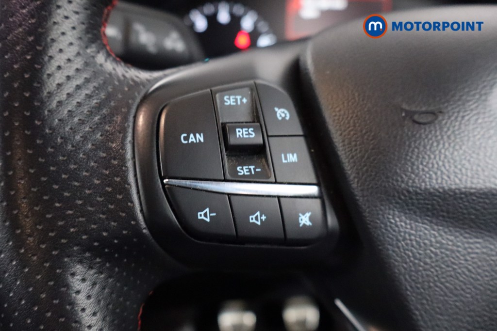 Ford Focus St-Line X Manual Petrol Hatchback - Stock Number (1562839) - 7th supplementary image