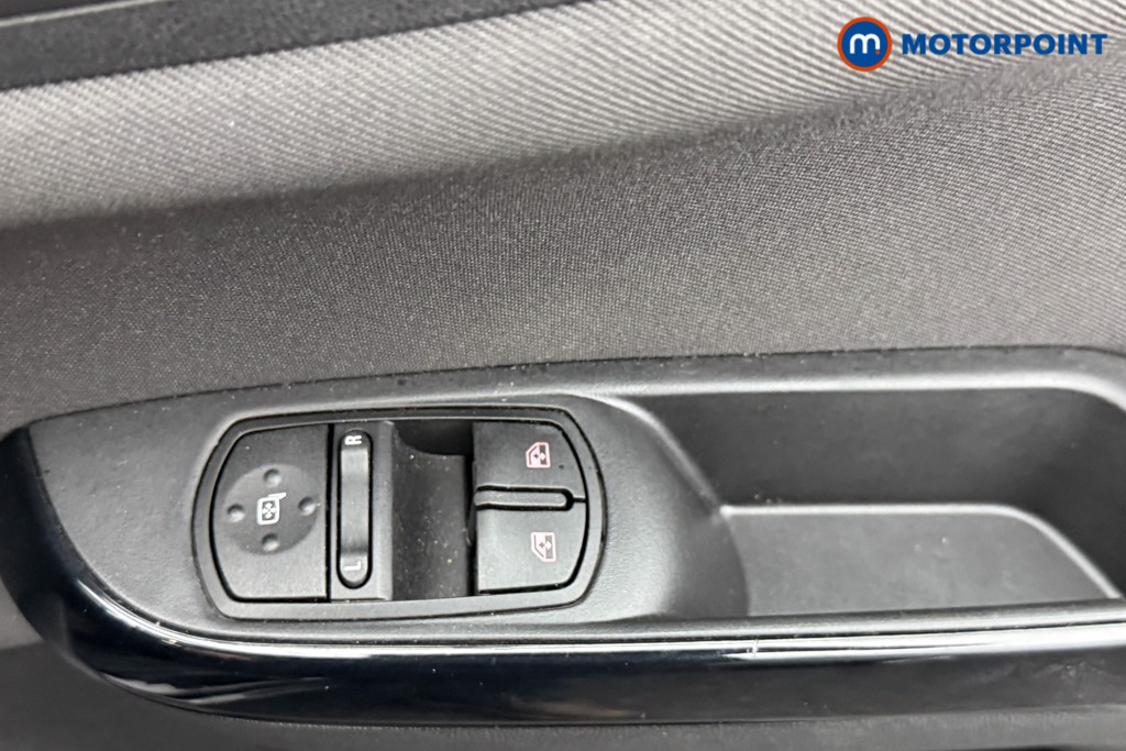 Vauxhall Corsa Sri Nav Manual Petrol Hatchback - Stock Number (1562888) - 17th supplementary image