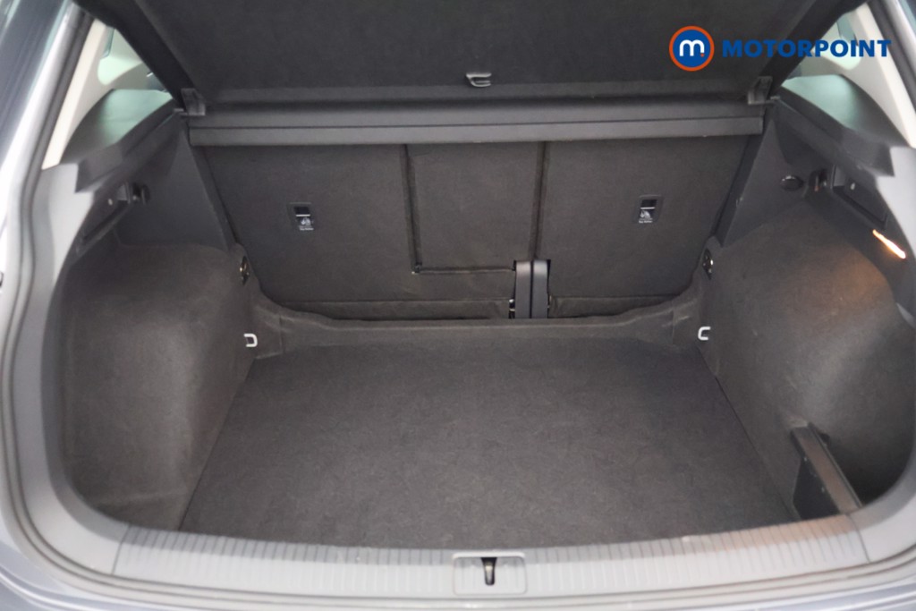 Volkswagen Tiguan Life Automatic Petrol SUV - Stock Number (1563201) - 13th supplementary image
