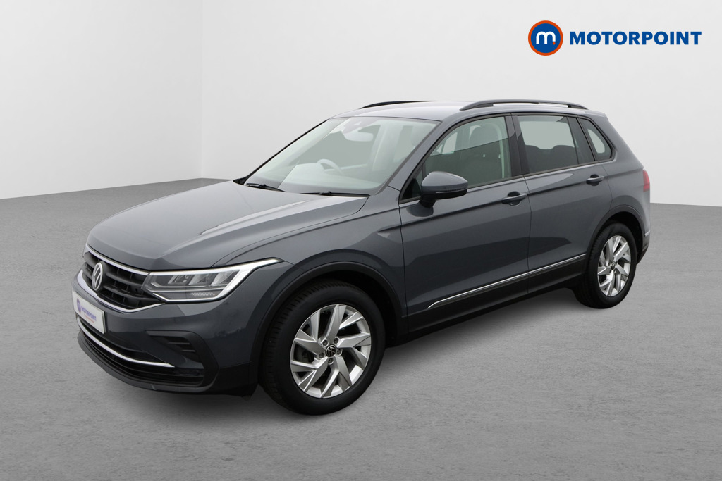 Volkswagen Tiguan Life Automatic Petrol SUV - Stock Number (1563201) - Passenger side front corner