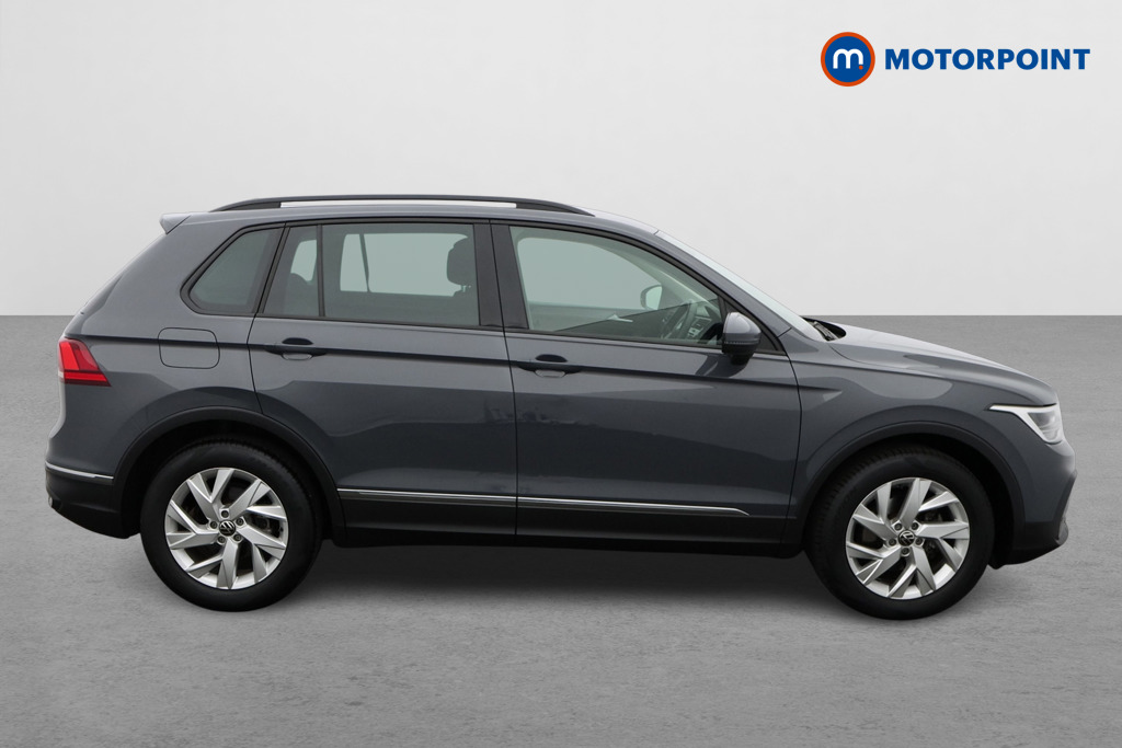 Volkswagen Tiguan Life Automatic Petrol SUV - Stock Number (1563201) - Drivers side