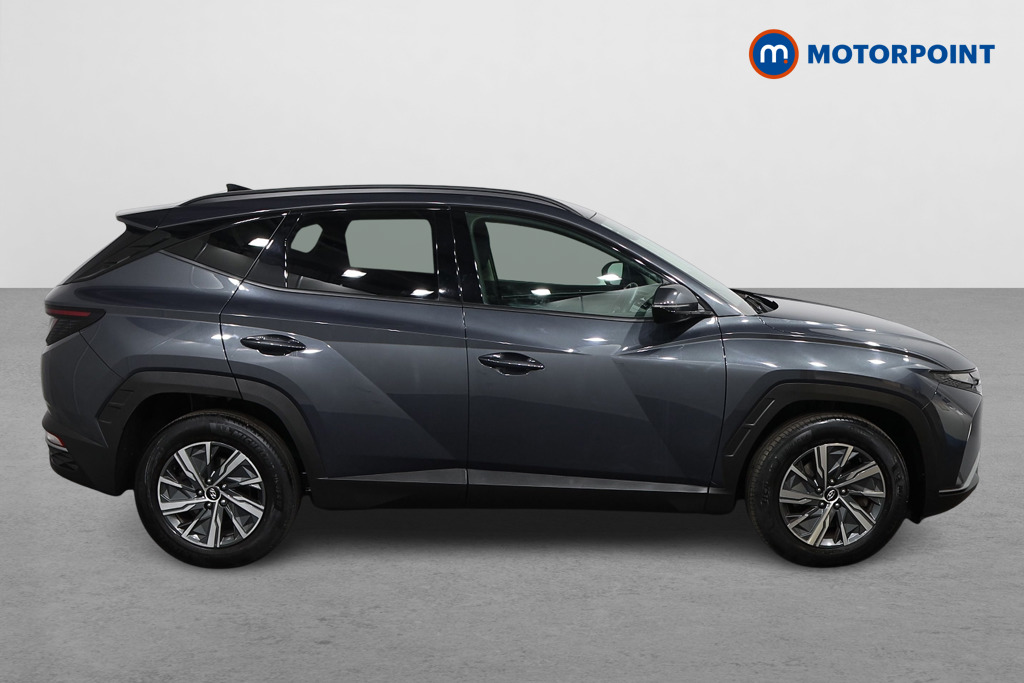 Hyundai Tucson Se Connect Manual Petrol SUV - Stock Number (1563673) - Drivers side