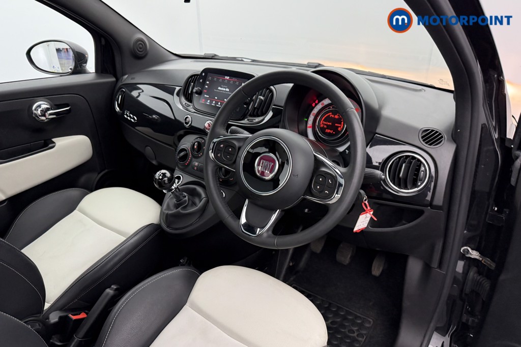 Fiat 500 Dolcevita Manual Petrol-Electric Hybrid Hatchback - Stock Number (1563778) - 3rd supplementary image