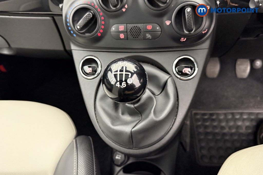 Fiat 500 Dolcevita Manual Petrol-Electric Hybrid Hatchback - Stock Number (1563778) - 10th supplementary image