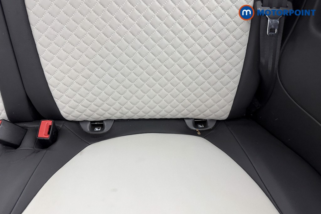 Fiat 500 Dolcevita Manual Petrol-Electric Hybrid Hatchback - Stock Number (1563778) - 19th supplementary image