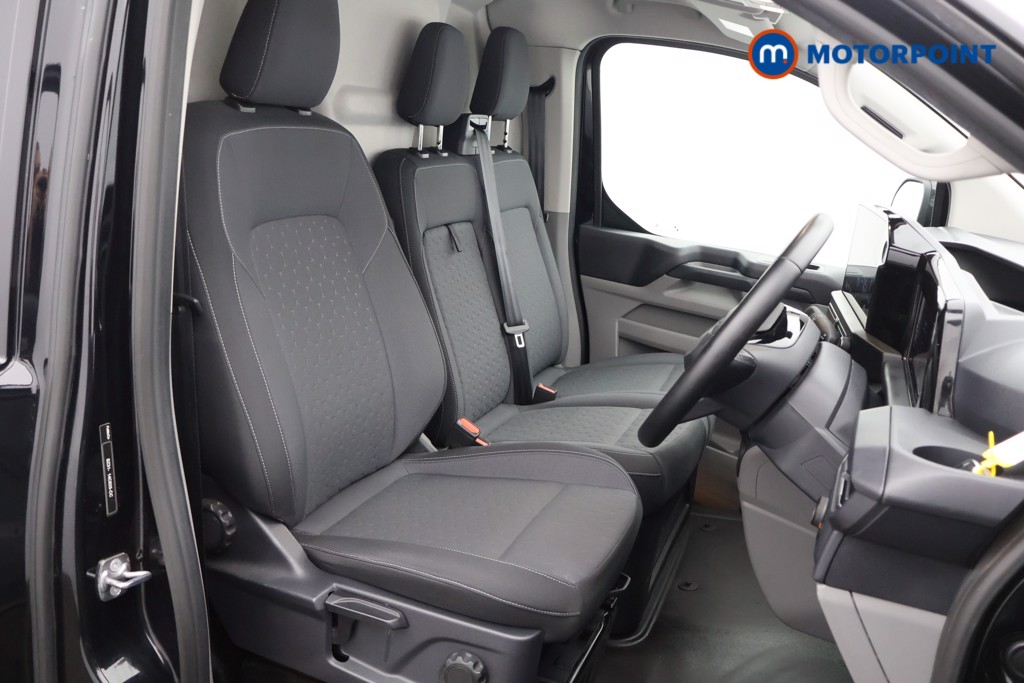 Ford Transit Custom Limited Manual Diesel Panel Van - Stock Number (1563793) - 8th supplementary image