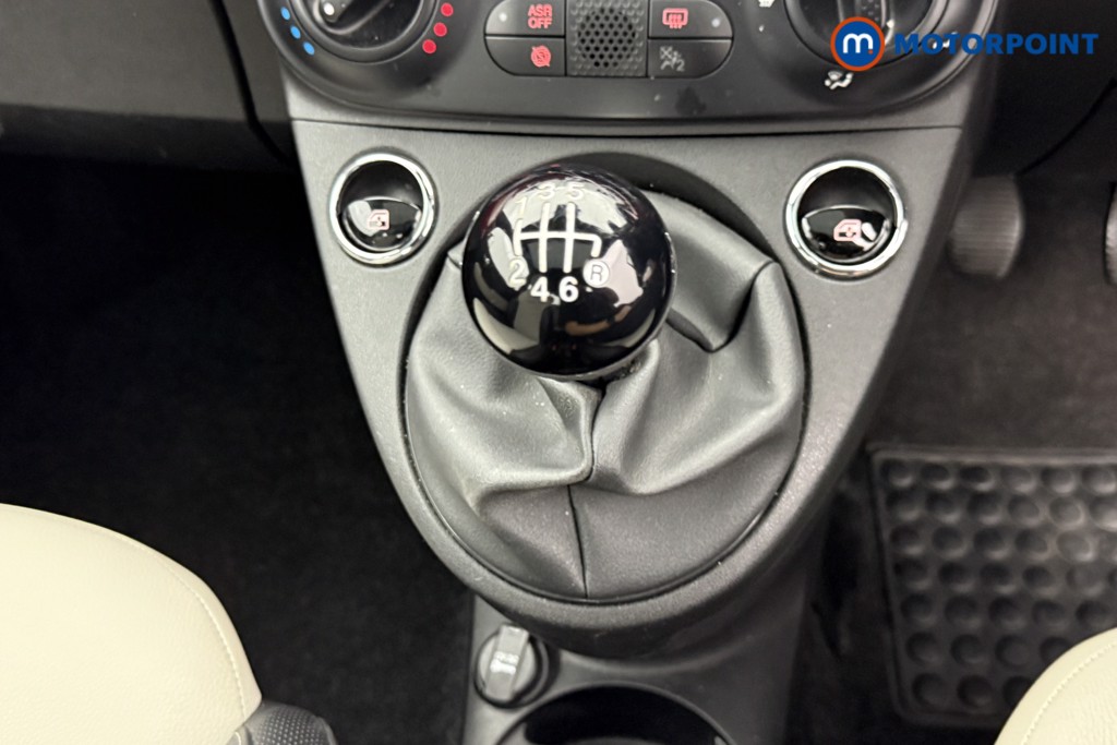 Fiat 500 Dolcevita Manual Petrol-Electric Hybrid Hatchback - Stock Number (1563818) - 10th supplementary image