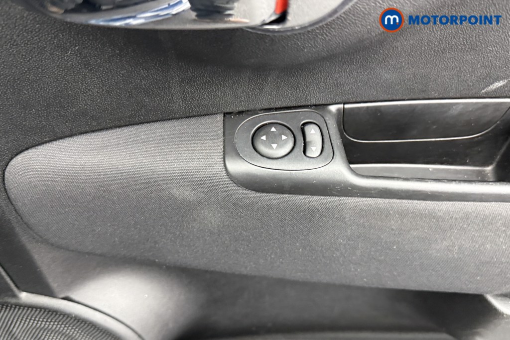 Fiat 500 1.0 Mild Hybrid 3Dr Manual Petrol-Electric Hybrid Hatchback - Stock Number (1563820) - 13th supplementary image
