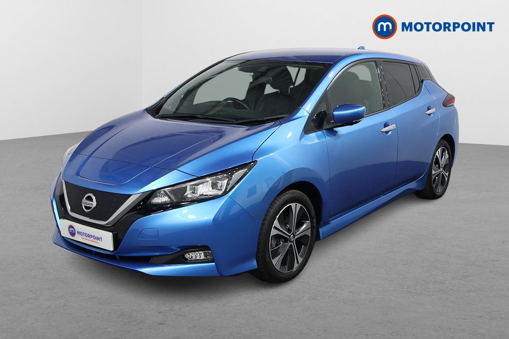 Nissan Leaf Tekna Automatic Electric Hatchback - Stock Number (1563822) - Passenger side front corner