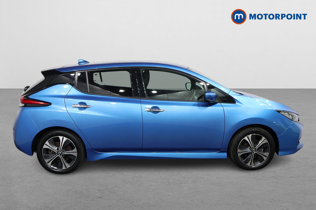 Nissan Leaf Tekna Automatic Electric Hatchback - Stock Number (1563822) - Drivers side