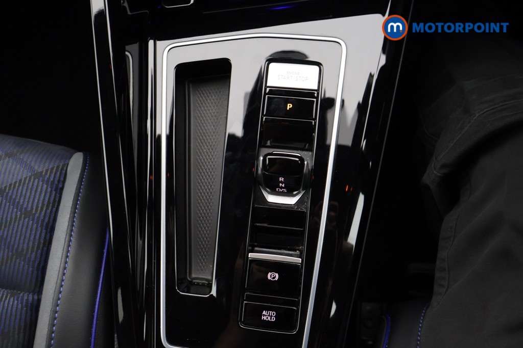 Volkswagen Golf R Automatic Petrol Hatchback - Stock Number (1563965) - 6th supplementary image