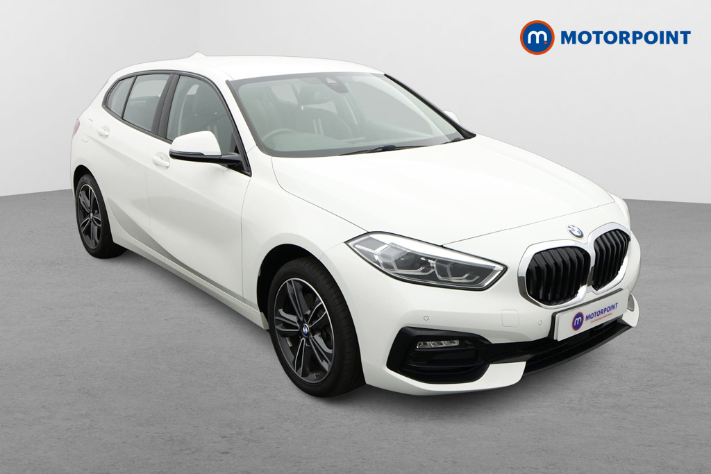 BMW 1 Series Sport Automatic Petrol Hatchback - Stock Number (1564255) - Drivers side front corner