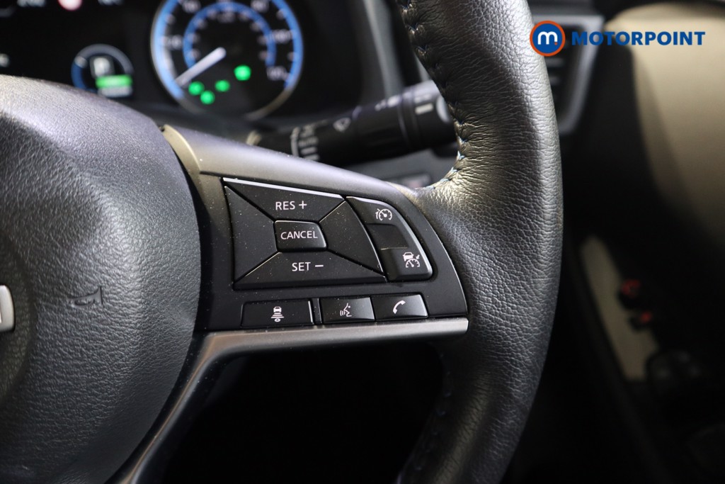 Nissan Leaf N-Connecta Automatic Electric Hatchback - Stock Number (1564709) - 4th supplementary image