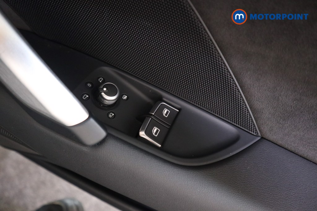 Audi TT Black Edition Automatic Petrol Coupe - Stock Number (1565277) - 14th supplementary image