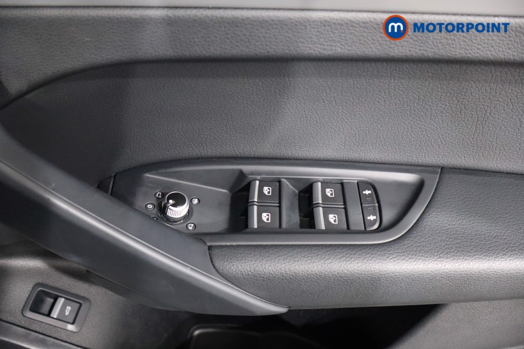 Audi Q5 Sport Automatic Petrol SUV - Stock Number (1565457) - 25th supplementary image