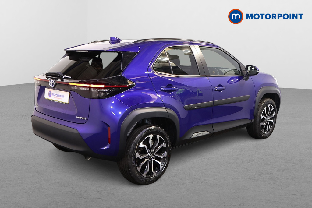 Toyota Yaris Cross Design Automatic Petrol-Electric Hybrid Estate - Stock Number (1565571) - Drivers side rear corner