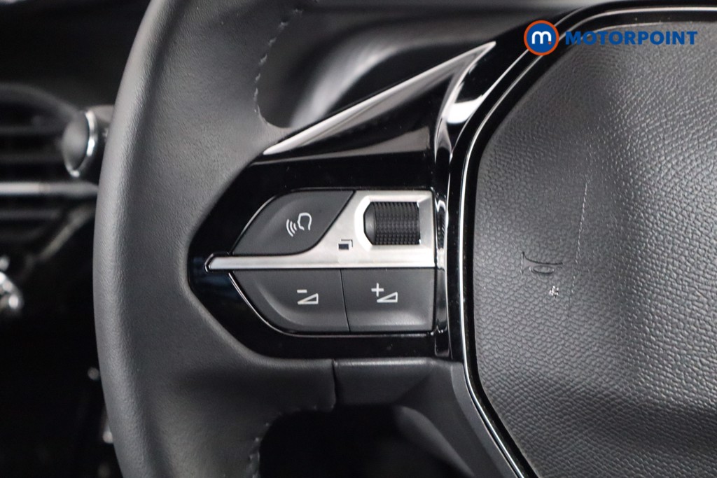 Peugeot 2008 Allure Manual Petrol SUV - Stock Number (1565945) - 7th supplementary image