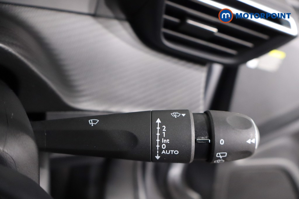 Peugeot 2008 Allure Manual Petrol SUV - Stock Number (1565945) - 16th supplementary image