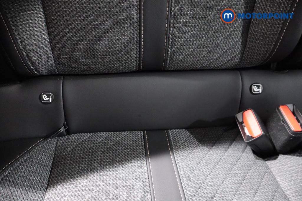 Peugeot 2008 Allure Manual Petrol SUV - Stock Number (1565945) - 25th supplementary image