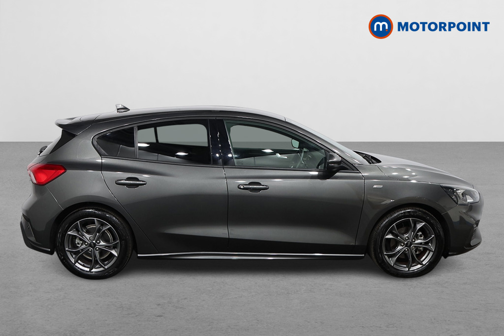 Ford Focus St-Line Edition Manual Petrol-Electric Hybrid Hatchback - Stock Number (1566045) - Drivers side