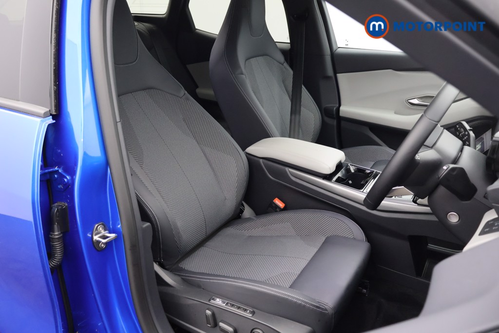 Ford Explorer Select Automatic Electric SUV - Stock Number (1566220) - 7th supplementary image