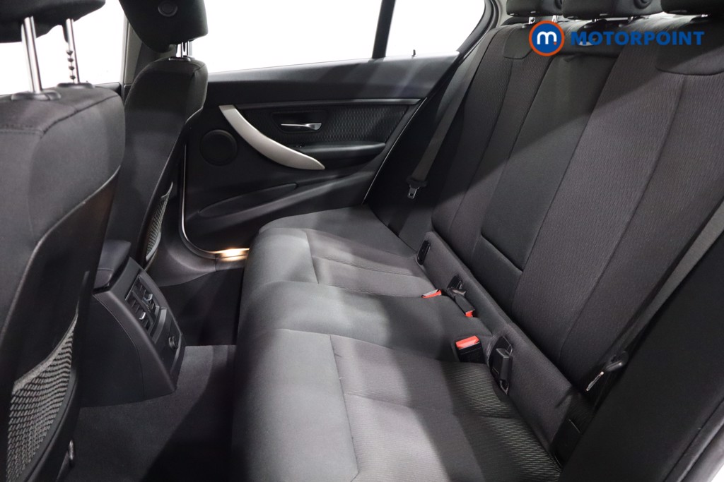 BMW 3 Series SE Automatic Petrol Plug-In Hybrid Saloon - Stock Number (1566271) - 5th supplementary image
