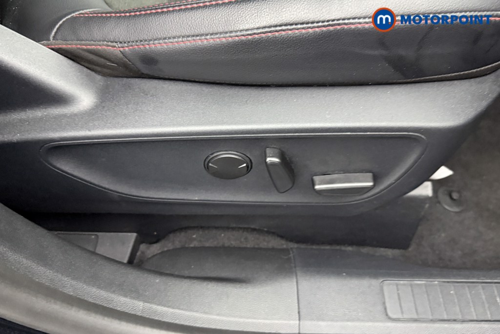 Ford Kuga St-Line X Edition Automatic Petrol Plug-In Hybrid SUV - Stock Number (1566445) - 19th supplementary image