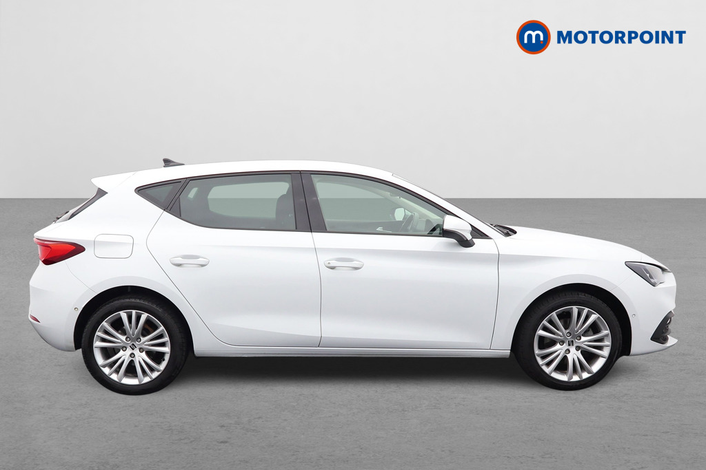 Seat Leon Se Dynamic Manual Petrol Hatchback - Stock Number (1566884) - Drivers side