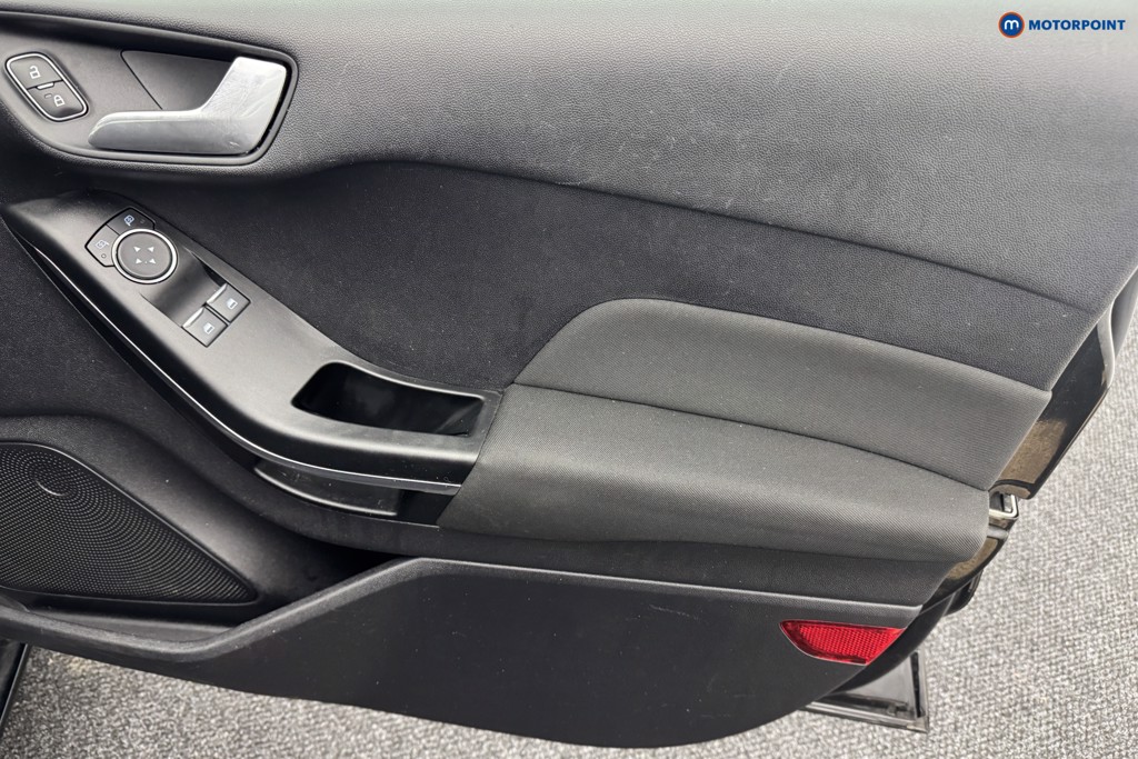 Ford Fiesta Zetec Manual Petrol Hatchback - Stock Number (1541068) - 19th supplementary image