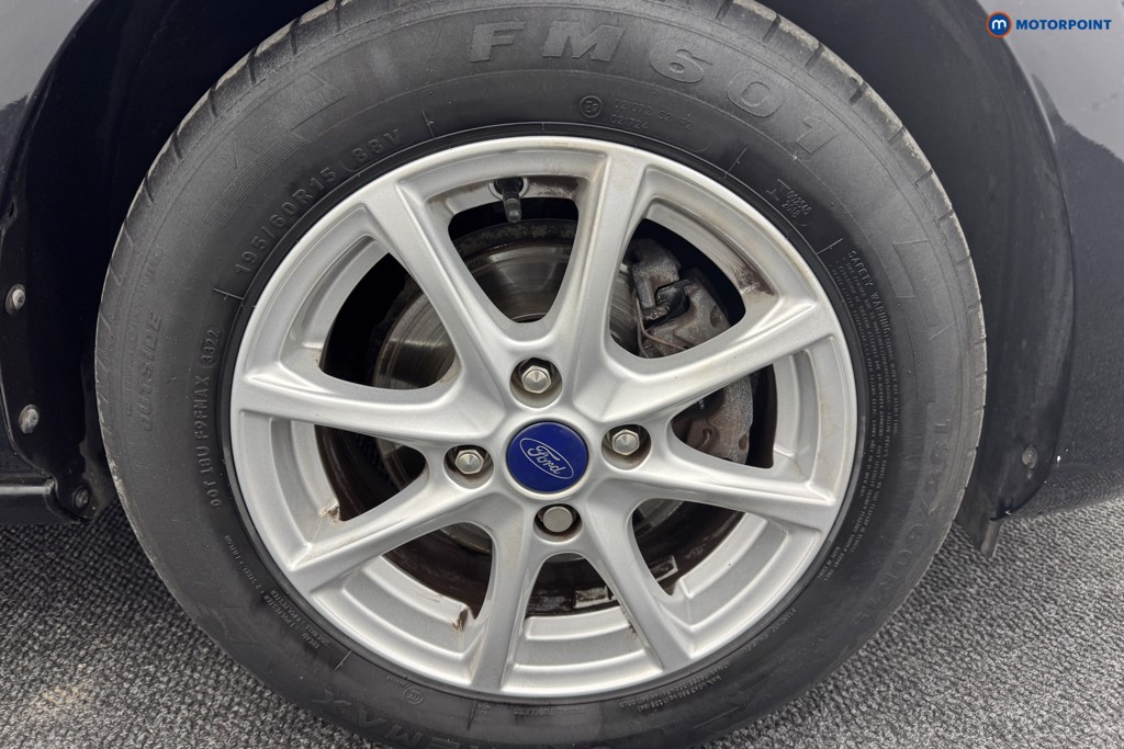 Ford Fiesta Zetec Manual Petrol Hatchback - Stock Number (1541068) - 30th supplementary image