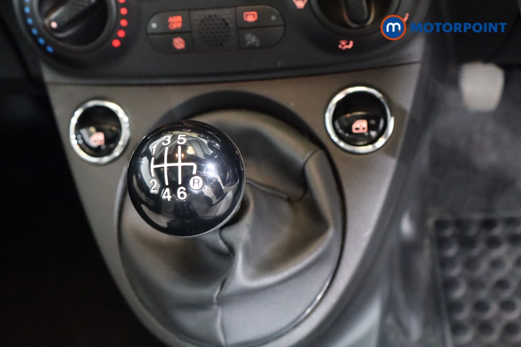 Fiat 500 Dolcevita Manual Petrol-Electric Hybrid Hatchback - Stock Number (1543070) - 8th supplementary image