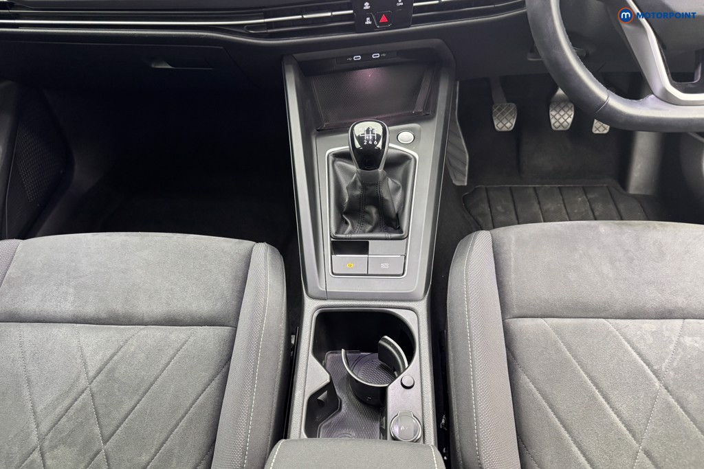 Volkswagen Golf Style Manual Petrol Hatchback - Stock Number (1546025) - 9th supplementary image