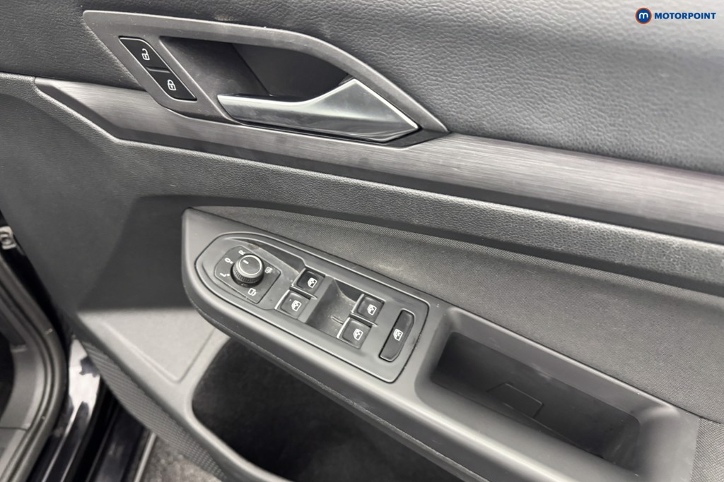 Volkswagen Golf Style Manual Petrol Hatchback - Stock Number (1546025) - 19th supplementary image