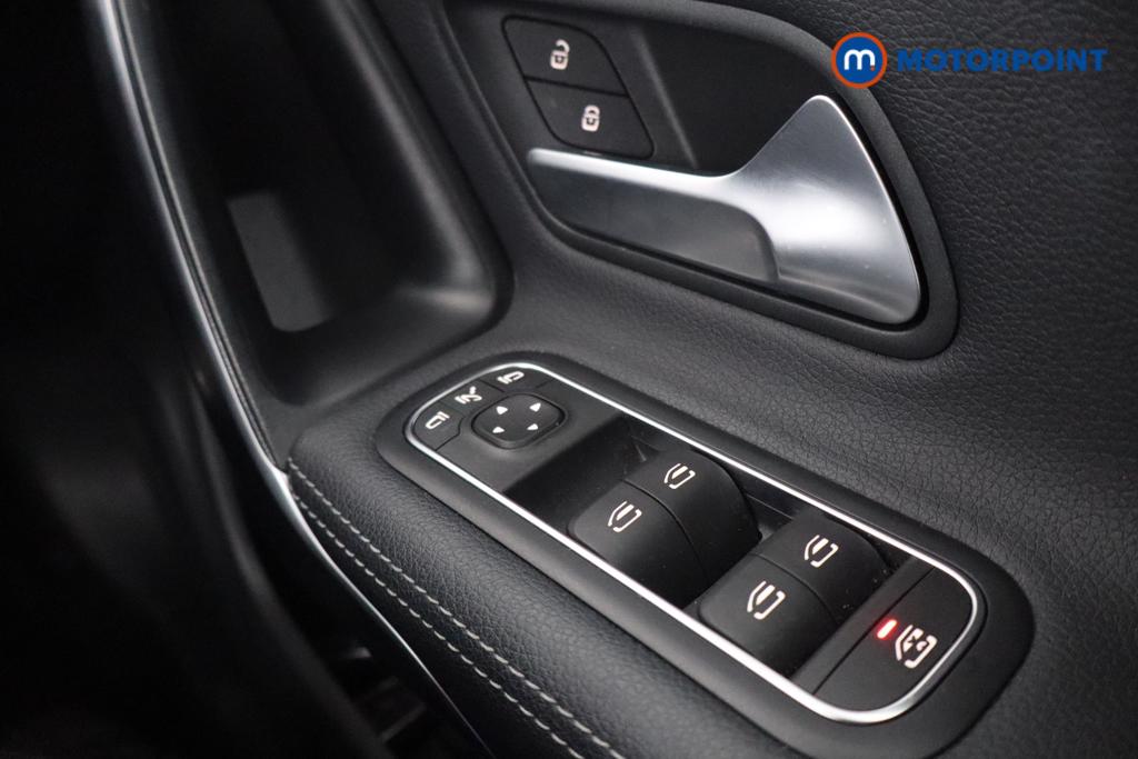 Mercedes-Benz CLA Amg Line Automatic Petrol Estate - Stock Number (1546612) - 12th supplementary image