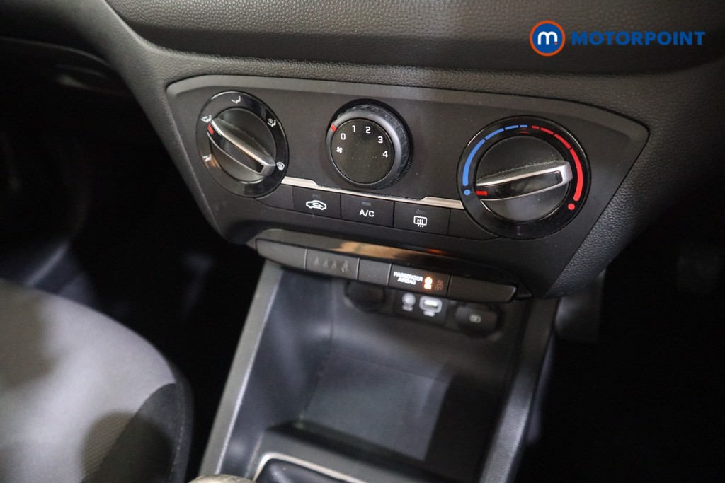 Hyundai I20 SE Manual Petrol Hatchback - Stock Number (1547694) - 7th supplementary image