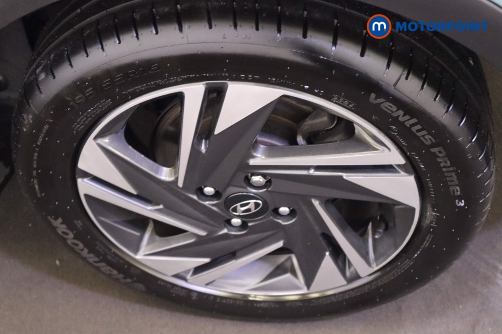 Hyundai Bayon Se Connect Manual Petrol-Electric Hybrid SUV - Stock Number (1551806) - 9th supplementary image