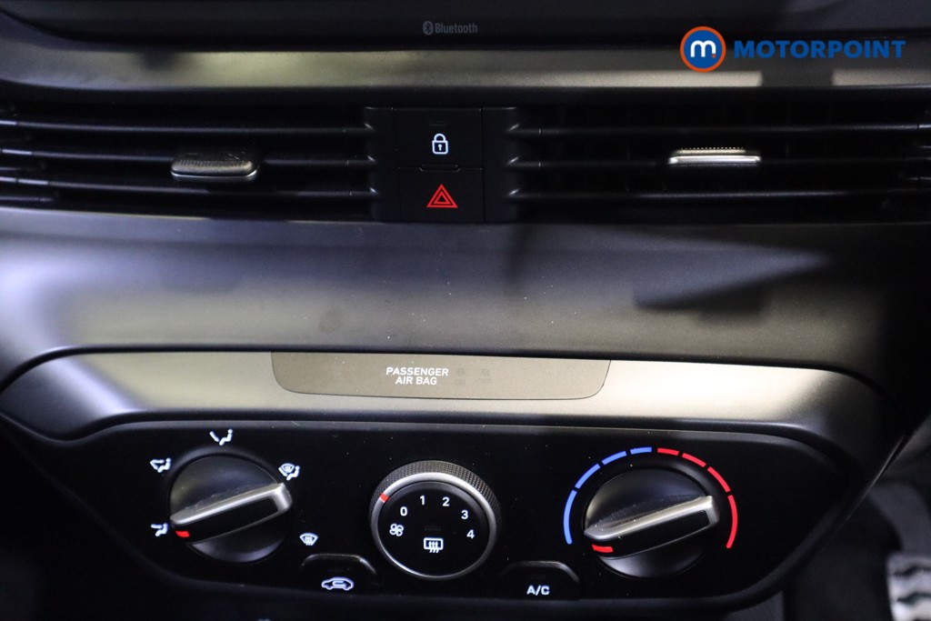 Hyundai Bayon Se Connect Manual Petrol-Electric Hybrid SUV - Stock Number (1551806) - 19th supplementary image